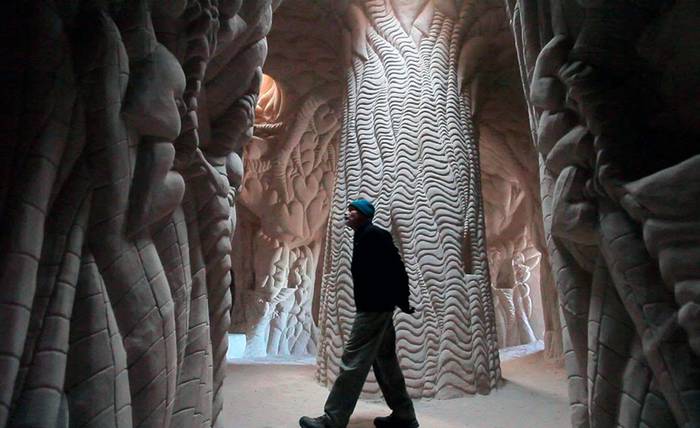 10 évet töltött a hatalmas barlang kifaragásával az amerikai művész